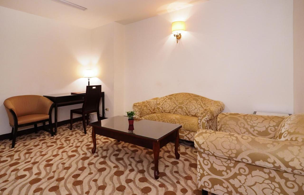 Herkang Hotel Taichung Eksteriør bilde